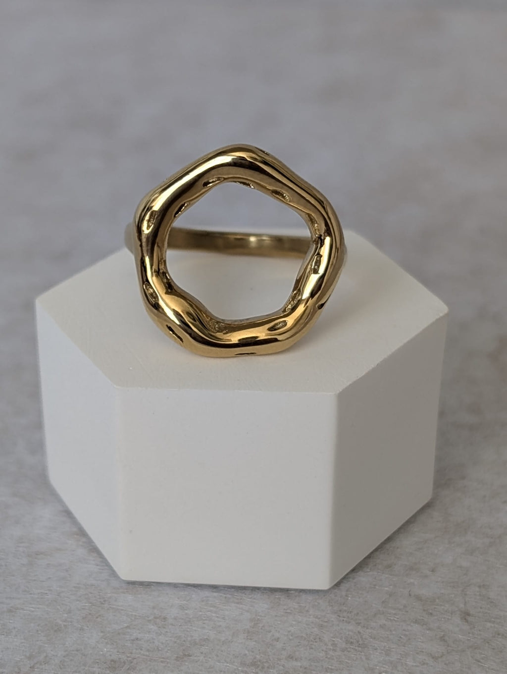 Anillo AURA