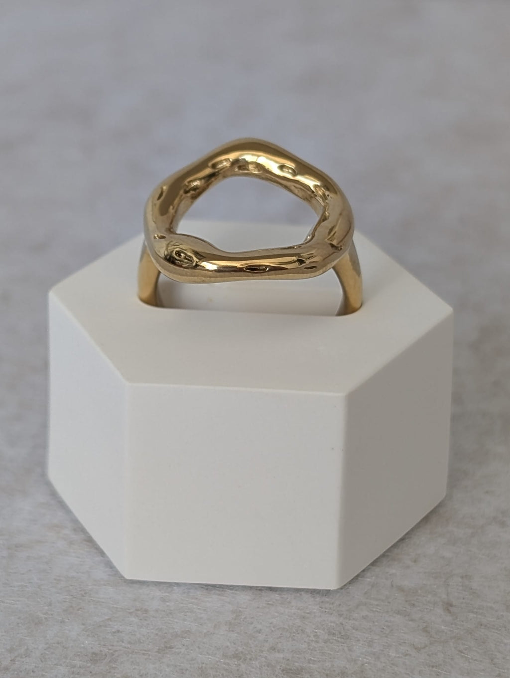 Anillo AURA
