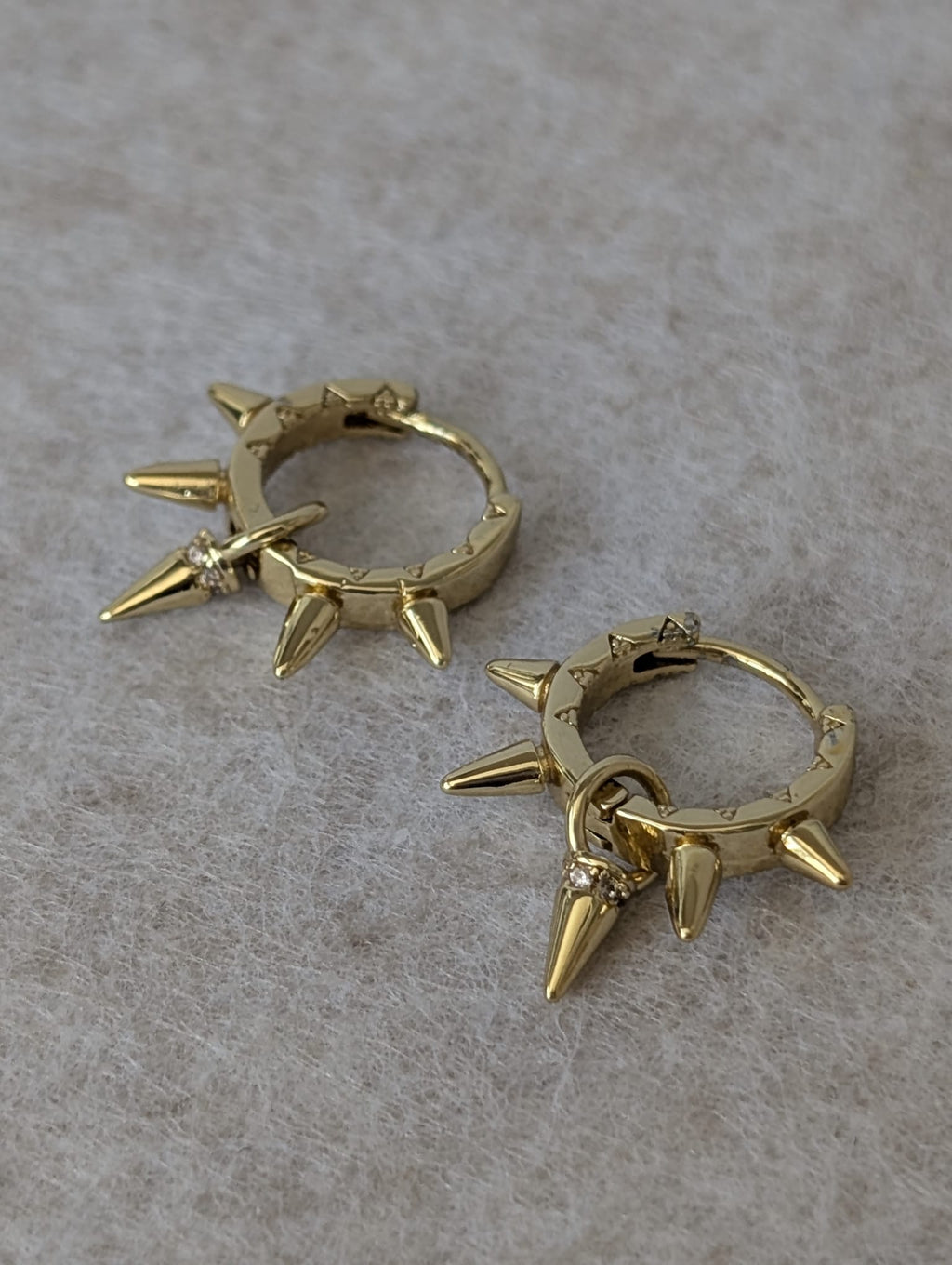 Pendientes REBELDE