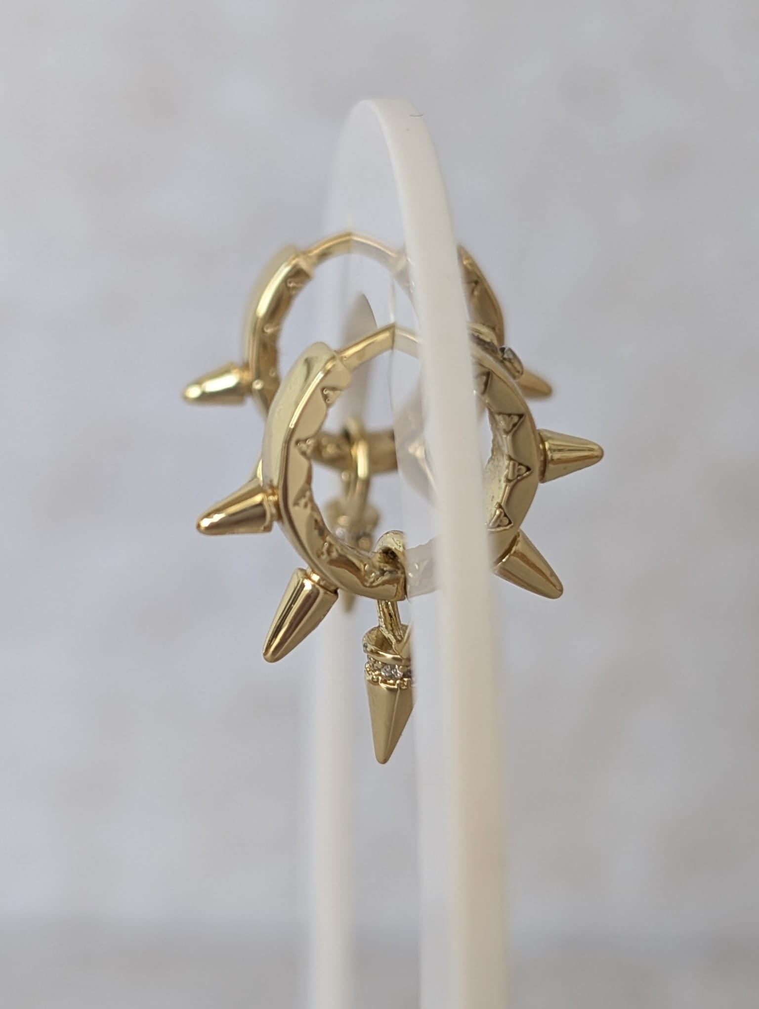 Pendientes REBELDE